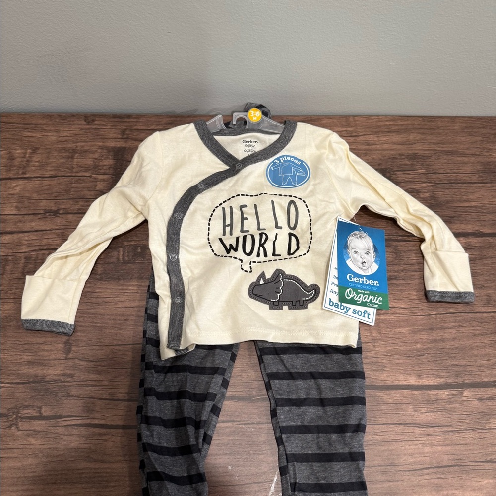 Gerber Organic Baby Set in Cream and Black